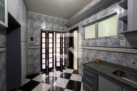 Apartamento para alugar com 119m², 3 quartos e sem vaga Apartamento para alugar com 119m², 3 quartos e sem vagaCozinha