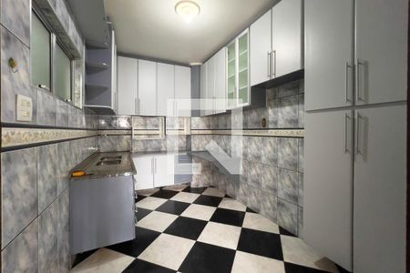 Apartamento para alugar com 119m², 3 quartos e sem vaga Apartamento para alugar com 119m², 3 quartos e sem vagaCozinha