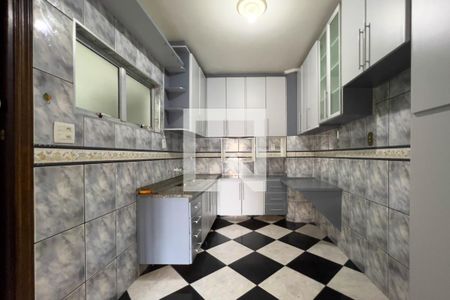 Apartamento para alugar com 119m², 3 quartos e sem vaga Apartamento para alugar com 119m², 3 quartos e sem vagaCozinha
