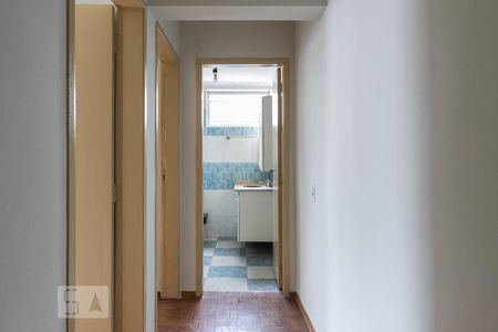 Apartamento para alugar com 70m², 2 quartos e 1 vagaCorredor