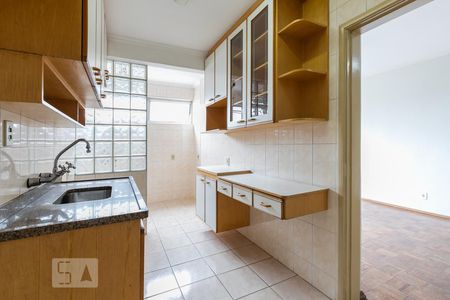 Apartamento para alugar com 70m², 2 quartos e 1 vagaCozinha
