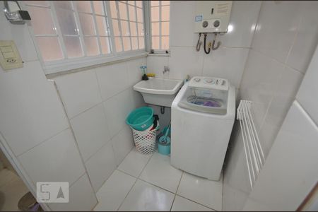 Apartamento à venda com 70m², 2 quartos e sem vagaÁrea de Serviço