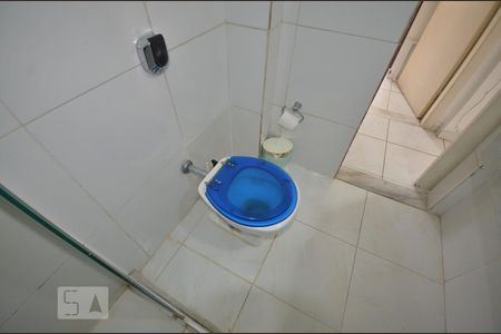 Apartamento à venda com 70m², 2 quartos e sem vagaBanheiro