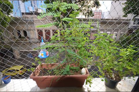 Apartamento à venda com 70m², 2 quartos e sem vagaVista