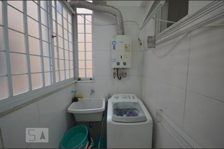 Apartamento à venda com 70m², 2 quartos e sem vagaÁrea de Serviço