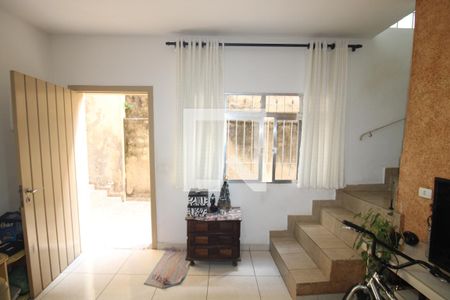 Sala de casa para alugar com 3 quartos, 80m² em Vila Santa Maria, São Paulo