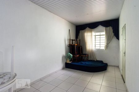 Casa à venda com 350m², 2 quartos e 9 vagasEdícula