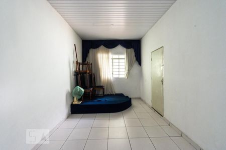 Casa à venda com 350m², 2 quartos e 9 vagasEdícula
