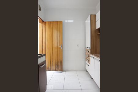 Casa de condomínio à venda com 60m², 2 quartos e sem vaga Casa de condomínio à venda com 60m², 2 quartos e sem vagaCozinha