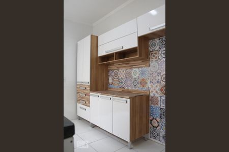 Casa de condomínio à venda com 60m², 2 quartos e sem vaga Casa de condomínio à venda com 60m², 2 quartos e sem vagaCozinha