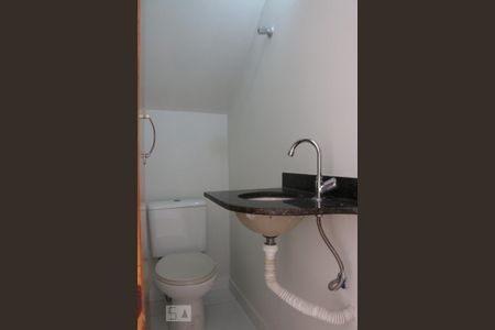 Casa de condomínio à venda com 60m², 2 quartos e sem vaga Casa de condomínio à venda com 60m², 2 quartos e sem vagaLavabo