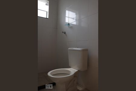 Casa de condomínio à venda com 60m², 2 quartos e sem vaga Casa de condomínio à venda com 60m², 2 quartos e sem vagaDetalhe do Banheiro da Suite 1