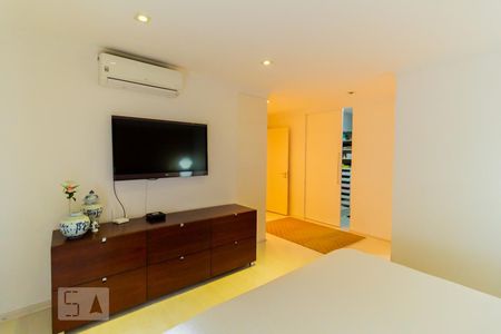 Apartamento para alugar com 245m², 3 quartos e 4 vagasSuíte 3