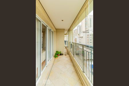 Varanda de apartamento para alugar com 3 quartos, 245m² em Santa Cecília, São Paulo