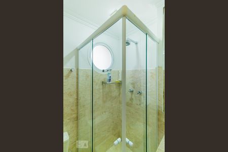 Apartamento para alugar com 245m², 3 quartos e 4 vagasSuíte 1 - Banheiro