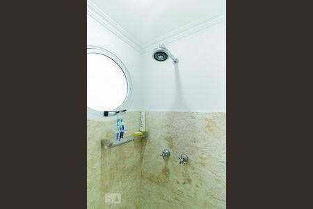 Apartamento para alugar com 245m², 3 quartos e 4 vagasSuíte 1 - Banheiro