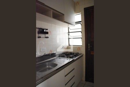 Casa para alugar com 70m², 3 quartos e 2 vagasCozinha