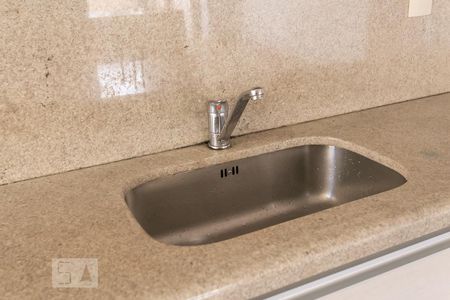 Apartamento à venda com 240m², 4 quartos e 4 vagasCozinha - Torneira