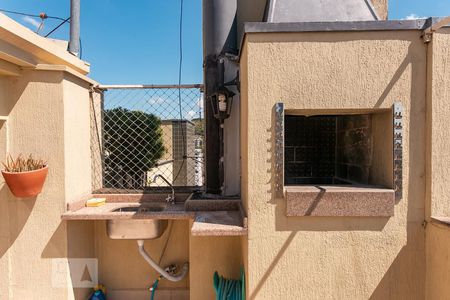 Apartamento à venda com 240m², 4 quartos e 4 vagasChurrasqueira