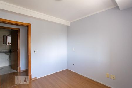 Apartamento à venda com 240m², 4 quartos e 4 vagasQuarto 2