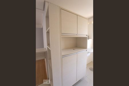Apartamento à venda com 240m², 4 quartos e 4 vagasDetalhe