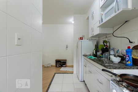 Cozinha de apartamento para alugar com 2 quartos, 44m² em Liberdade, São Paulo