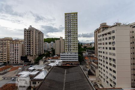 Vista do Quarto 1 de apartamento para alugar com 1 quarto, 50m² em Ingá, Niterói