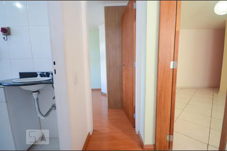 Corredor de apartamento à venda com 2 quartos, 53m² em Santa Rosa, Niterói