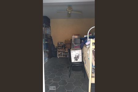 Casa à venda com 297m², 4 quartos e 6 vagas Casa à venda com 297m², 4 quartos e 6 vagasDepósito