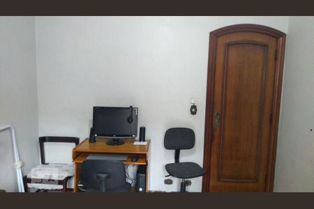 Casa à venda com 297m², 4 quartos e 6 vagas Casa à venda com 297m², 4 quartos e 6 vagasQuarto 1