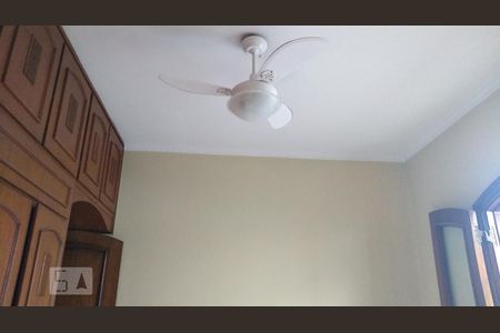 Casa à venda com 297m², 4 quartos e 6 vagas Casa à venda com 297m², 4 quartos e 6 vagasSuíte 2