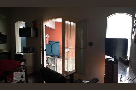 Casa à venda com 297m², 4 quartos e 6 vagas Casa à venda com 297m², 4 quartos e 6 vagasSala de estar