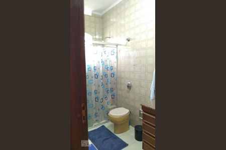 Casa à venda com 297m², 4 quartos e 6 vagas Casa à venda com 297m², 4 quartos e 6 vagasSuite 3 - banheiro