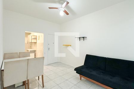 Sala de apartamento para alugar com 2 quartos, 57m² em Copacabana, Rio de Janeiro