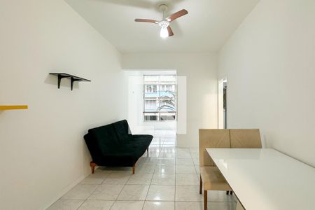 Sala de apartamento para alugar com 2 quartos, 57m² em Copacabana, Rio de Janeiro