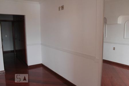 Apartamento à venda com 195m², 4 quartos e 2 vagas Apartamento à venda com 195m², 4 quartos e 2 vagasQuarto