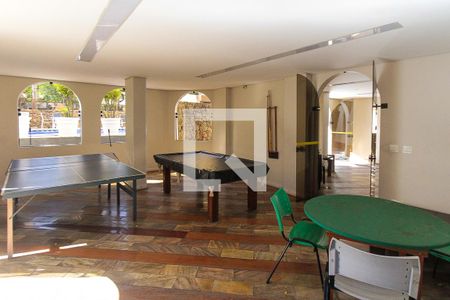 Apartamento para alugar com 77m², 4 quartos e 2 vagas Apartamento para alugar com 77m², 4 quartos e 2 vagasÁrea comum - Salão de festas