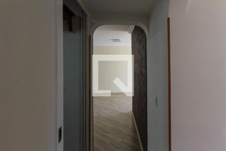Apartamento para alugar com 77m², 4 quartos e 2 vagas Apartamento para alugar com 77m², 4 quartos e 2 vagasCorredor