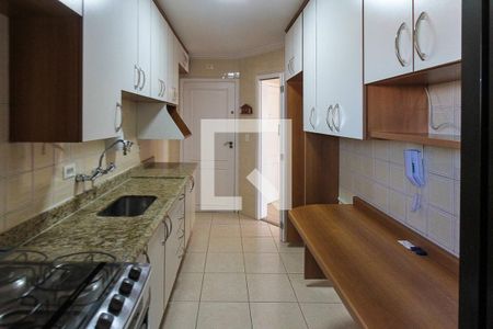 Apartamento para alugar com 77m², 4 quartos e 2 vagas Apartamento para alugar com 77m², 4 quartos e 2 vagasCozinha