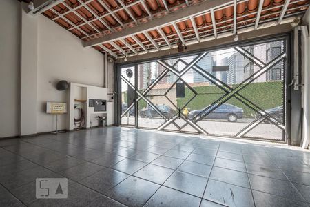 Garagem de casa à venda com 7 quartos, 250m² em Santo Amaro, São Paulo