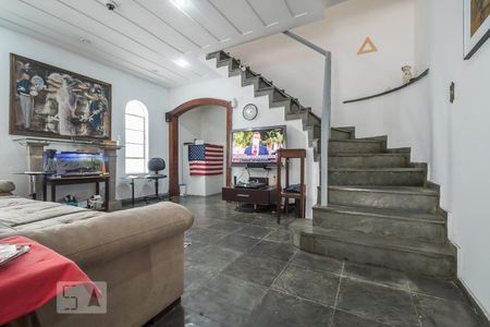 Sala de casa à venda com 7 quartos, 250m² em Santo Amaro, São Paulo