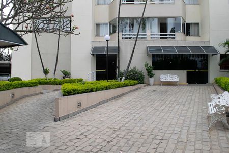 Apartamento à venda com 72m², 3 quartos e 1 vagaENTRADA