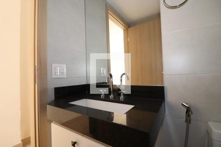 Banheiro Social de kitnet/studio para alugar com 1 quarto, 33m² em Setor Noroeste, Brasília