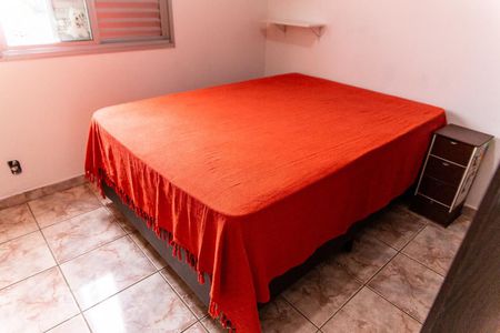 Cama de apartamento para alugar com 2 quartos, 53m² em Vila Guiomar, Santo André