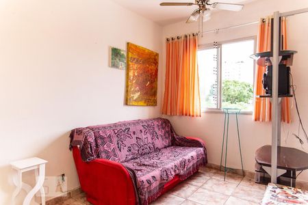 Sala de apartamento para alugar com 2 quartos, 53m² em Vila Guiomar, Santo André
