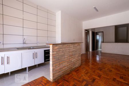 Sala e Cozinha de Casa com 2 quartos, 130m² Santana