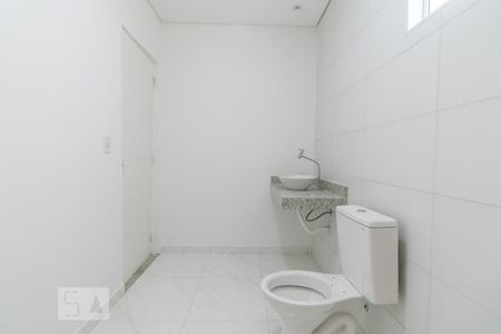 Casa para alugar com 93m², 2 quartos e 2 vagas Casa para alugar com 93m², 2 quartos e 2 vagasBanheiro