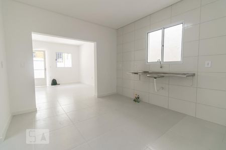 Casa para alugar com 93m², 2 quartos e 2 vagas Casa para alugar com 93m², 2 quartos e 2 vagasCozinha
