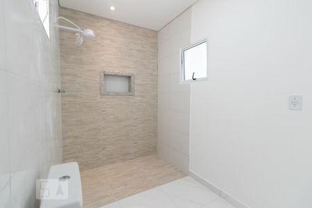 Casa para alugar com 93m², 2 quartos e 2 vagas Casa para alugar com 93m², 2 quartos e 2 vagasBanheiro