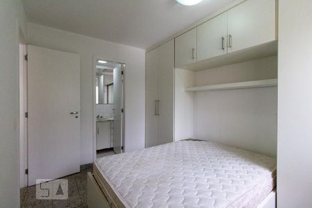 Suite de apartamento à venda com 1 quarto, 40m² em Botafogo, Rio de Janeiro